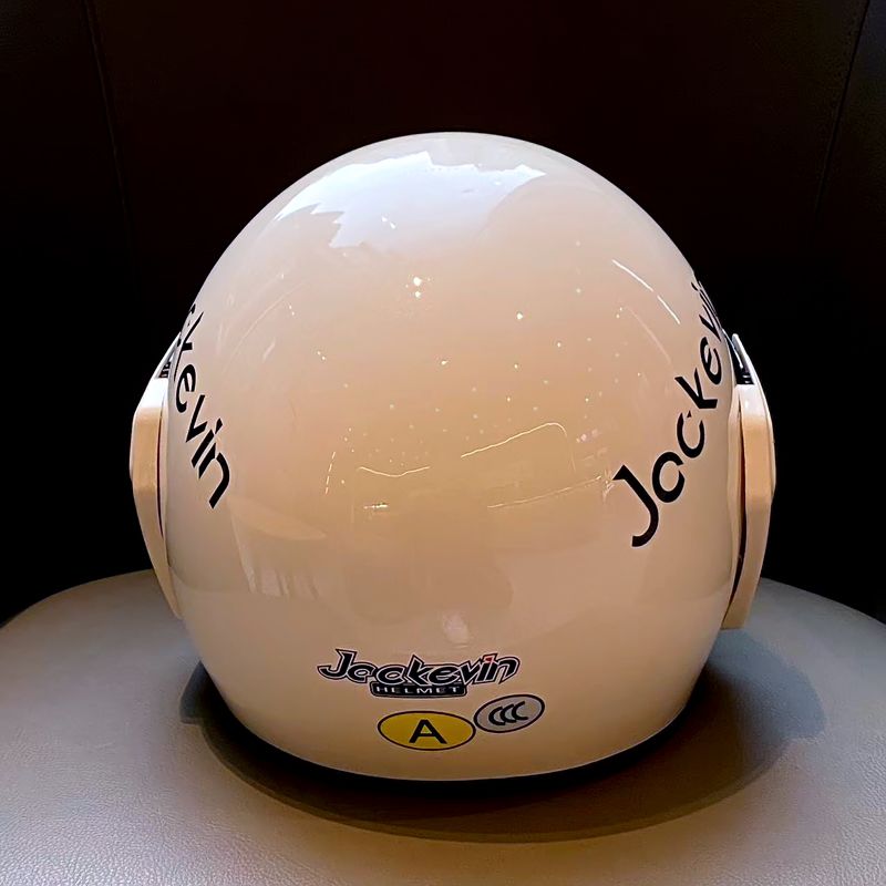 New National Standard E-Bike H - огляд і ціна Bicycle Helmet